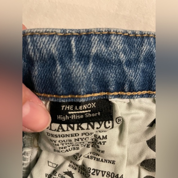NWT The Lenox NYC Women’s Jean Shorts High Rise Distressed Size 28 Blue - Picture 5 of 11